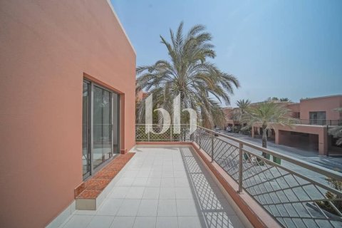 Kamienica do wynajęcia w Abu Dhabi, ZEA 4 sypialnie, 273 mkw., nr 642527 - zdjęcie 17