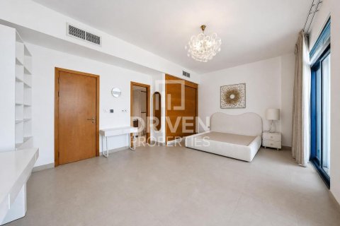 Villa zum Verkauf in Palm Jumeirah, Dubai, VAE 5 Schlafzimmer, 478.45 m2 Nr. 743339 - Foto 19
