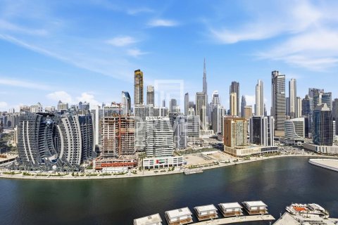 Apartment in Business Bay, Dubai, UAE 2 bedrooms, 113.16 sq.m. № 743335