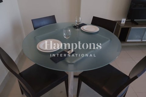 דירה ב Jumeirah Lake Towers, Dubai, איחוד האמירויות 1 חדר שינה, 69.6773 מ