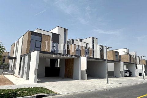 Vila di Mudon, Dubai, UAE 4 bilik tidur, 278.52319400 meter persegi № 651168 - foto 18