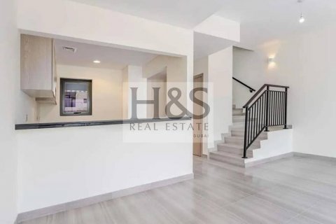 Üürile anda villa asukohaga DAMAC Hills (Akoya by DAMAC), Dubai, AÜE: 3 magamistoaga, 150 m² Nr 642152 - pilt 2