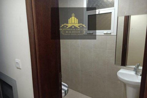 Al Ameera Village, Ajman, UAE의 판매용 아파트 침실 2개, 124제곱미터 번호 640888 - 사진 27