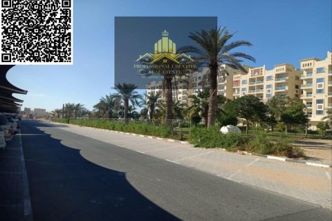 Lägenhet till försäljning i Al Ameera Village, Ajman, UAE 1 sovrum, 99 kvm Nr. 640890 - fotografi 3