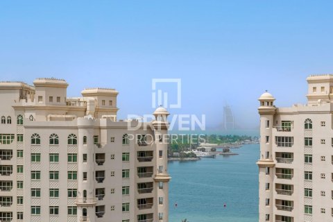Apartemen di Palm Jumeirah, Dubai, UEA 3 kamar tidur, 199 m2 nomor 683094 - foto 5