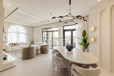 Apartemen di Palm Jumeirah, Dubai, UEA 3 kamar tidur, 199 m2 nomor 683094 - foto 2