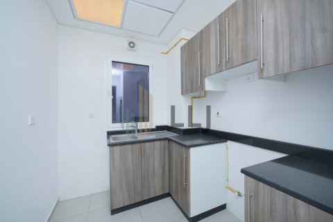 Abu Dhabi, BAE’de kiralık вилла 4 yatak odası, 681.9 m&sup2; No 669064 - fotoğraf 10