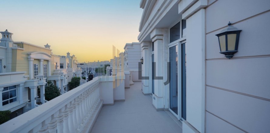 Abu Dhabi, BAE’de вилла 4 yatak odası, 681.9 m&sup2; No 669064