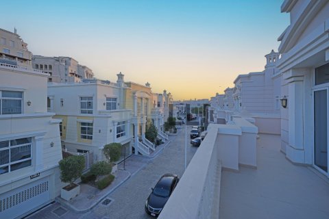 Abu Dhabi, BAE’de kiralık вилла 4 yatak odası, 681.9 m&sup2; No 669064 - fotoğraf 2