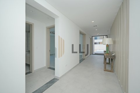 Villa in affitto a Saadiyat Island, Abu Dhabi, EAU 5 camere da letto, 636.6 mq. № 669058 - foto 14