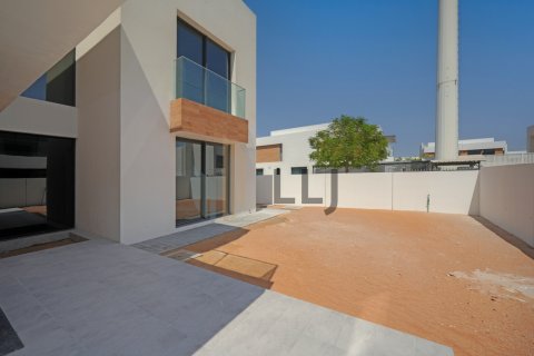 Villa in affitto a Saadiyat Island, Abu Dhabi, EAU 5 camere da letto, 636.6 mq. № 669058 - foto 4