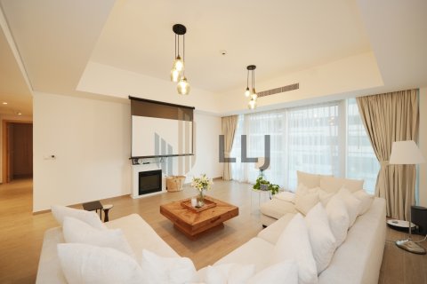 Apartmen di Yas Island, Abu Dhabi, UAE 2 bilik tidur, 132.4 meter persegi № 669063 - foto 1