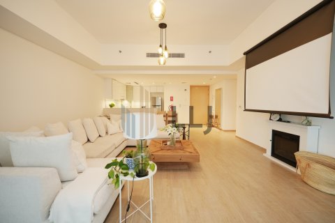 Apartmen di Yas Island, Abu Dhabi, UAE 2 bilik tidur, 132.4 meter persegi № 669063 - foto 3