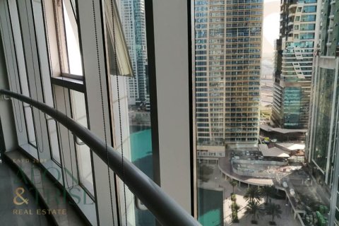 Pronë komerciale në Jumeirah Lake Towers, Dubai, Emiratet e Bashkuara Arabe 999 dhoma gjumi, 82 m2. № 732013 - Foto 2