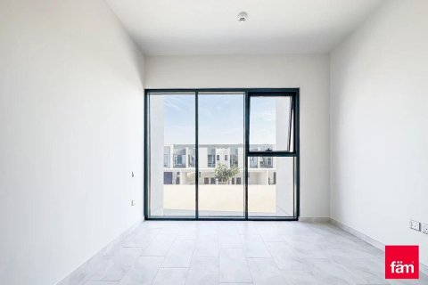 Řadový dům v Dubai, SAE 4 ložnice, 251.3 m² Č.: 669859 - fotografie 12