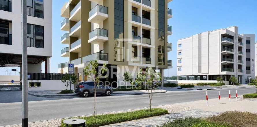 Zgrada u Dubai Land, UAE 1592.36 m2 Br. 741847