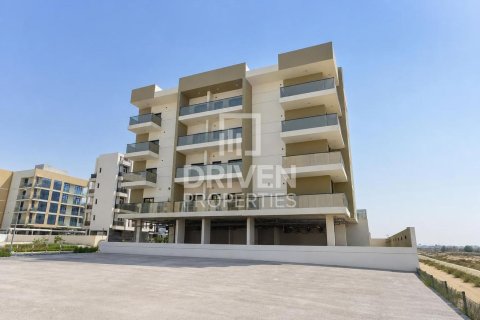 Zgrada u Dubai Land, UAE 1592.36 m2 Br. 741847 - fotografija 8