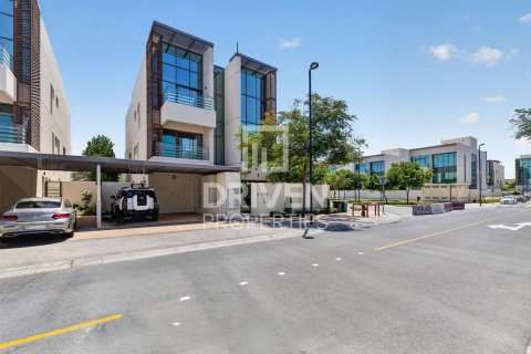 Meydan, Dubai, संयुक्त अरब अमीरात में विला, 6 बेडरूम, 512.64 वर्ग मीटर, संख्या 744840 - फ़ोटो 2
