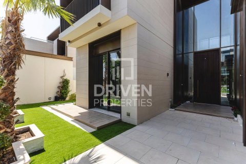 Villa in Dubai Hills Estate, UAE 5 bedrooms, 659.98 sq.m. № 744842 - photo 18