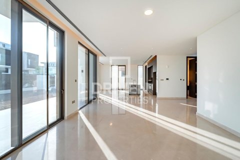 Villa in Dubai Hills Estate, UAE 5 bedrooms, 659.98 sq.m. № 744842 - photo 2