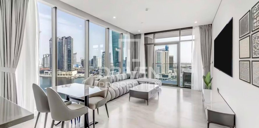 Leilighet i Business Bay, Dubai, Emiratene 2 soverom, 121.33 kvm nr. 744844
