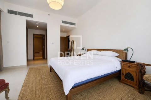 Appartement te huur in Al Wasl, Dubai, VAE 2 slaapkamers, 146.6 vr.m., nr 744841 - foto 8