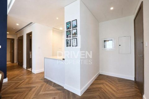 Appartement te huur in Al Wasl, Dubai, VAE 2 slaapkamers, 146.6 vr.m., nr 744841 - foto 15