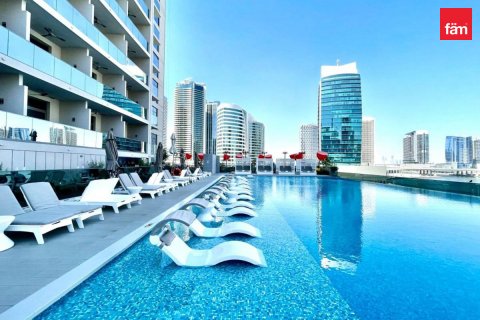 Apartment in Business Bay, Dubai, UAE 40.1 sq.m. № 647866 - photo 2