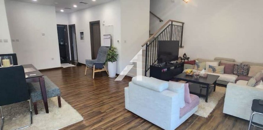 Вилла Dubai Land, Дубай, БАӘ-да 4 жатын бөлмелер, 238 м² № 698603