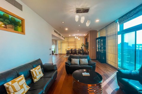 Byt v Jumeirah Lake Towers, Dubai, SAE 4 ložnice, 349 m² Č.: 634471 - fotografie 3