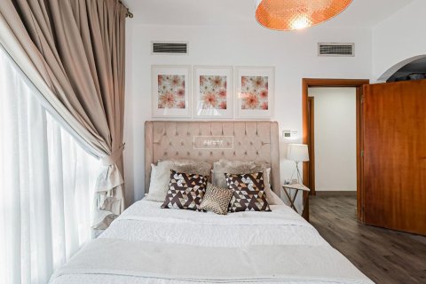 Apartmen di Dubai Marina, UAE 2 bilik tidur, 89.9 meter persegi № 634470 - foto 4
