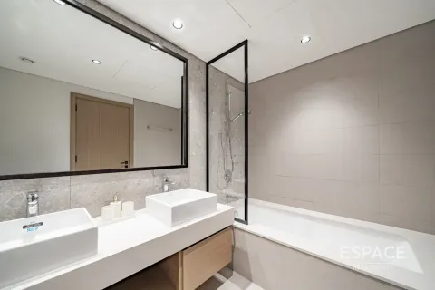 Dzīvoklis GOLF SUITES Dubai Hills Estatejā, AAE 3 istabas, 158 m2 Nr. 661348 - attēls 8