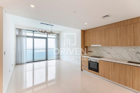 Lägenhet uthyres i Dubai Harbour, Dubai, UAE 2 sovrum, 108 kvm Nr. 655428 - fotografi 3