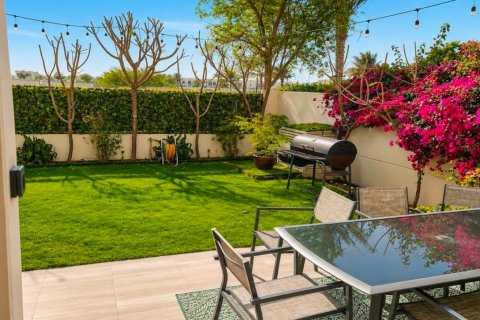 Villa en venta en Town Square, Dubai, EAU 3 dormitorios, 187 m2 № 740597 - foto 6