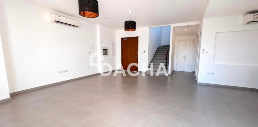Villa en Town Square, Dubai, EAU 3 dormitorios, 187 m² № 740597