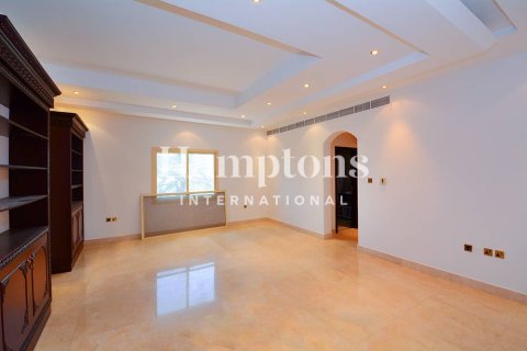 Vilă de închiriat în Emirates Hills, Dubai, EAU 5 dormitoare, 727.80210200 mp.  №651286 - poză 20