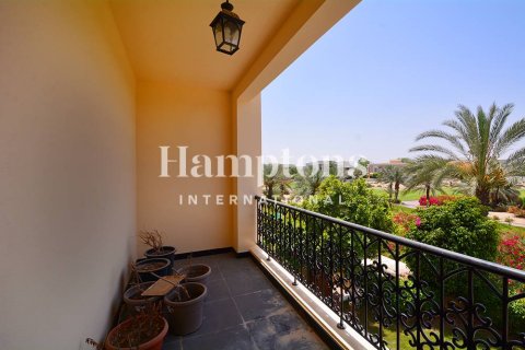 Vilă de închiriat în Emirates Hills, Dubai, EAU 5 dormitoare, 727.80210200 mp.  №651286 - poză 15
