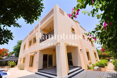 Vilă de închiriat în Emirates Hills, Dubai, EAU 5 dormitoare, 727.80210200 mp.  №651286 - poză 7