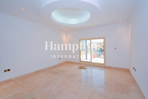Vilă de închiriat în Emirates Hills, Dubai, EAU 5 dormitoare, 727.80210200 mp.  №651286 - poză 14
