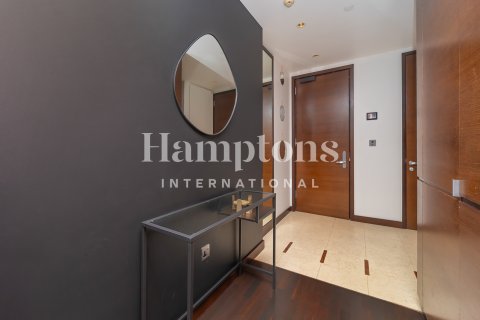 דירה להשכרה ב Burj Khalifa, Dubai, איחוד האמירויות  2 חדרי שינה, 143.62803800 מ"ר, מספר 651116 - תמונה 5