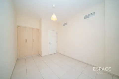 Üürile anda villa asukohaga The Springs, Dubai, AÜE: 3 magamistoaga, 228 m² Nr 738097 - pilt 9