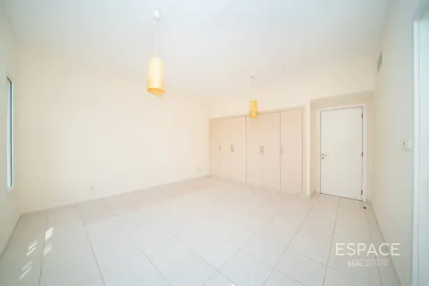 Üürile anda villa asukohaga The Springs, Dubai, AÜE: 3 magamistoaga, 228 m² Nr 738097 - pilt 12