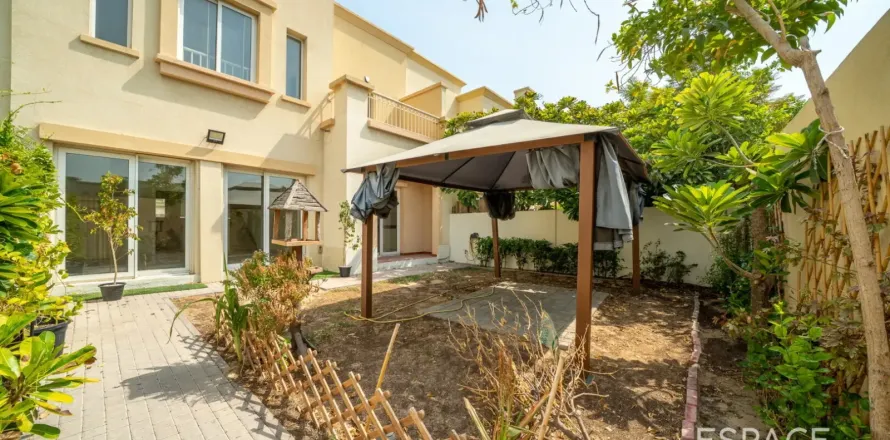 Villa asukohaga The Springs, Dubai, AÜE: 3 magamistoaga, 228 m² Nr 738097