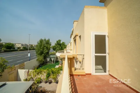 Üürile anda villa asukohaga The Springs, Dubai, AÜE: 3 magamistoaga, 228 m² Nr 738097 - pilt 15