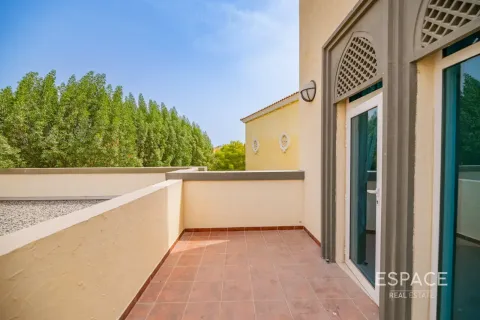 Вилла Jumeirah Park, Дубай, БАӘ-да 3 жатын бөлмелер, 285 м² № 738101 - фото 17