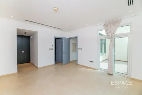 Вилла Jumeirah Park, Дубай, БАӘ-да 3 жатын бөлмелер, 285 м² № 738101 - фото 6