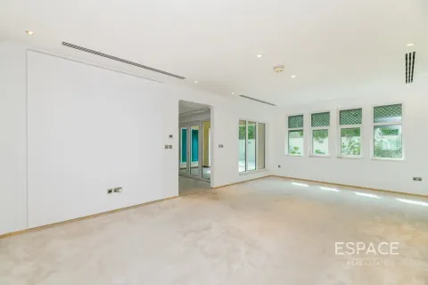 Вилла Jumeirah Park, Дубай, БАӘ-да 3 жатын бөлмелер, 285 м² № 738101 - фото 2