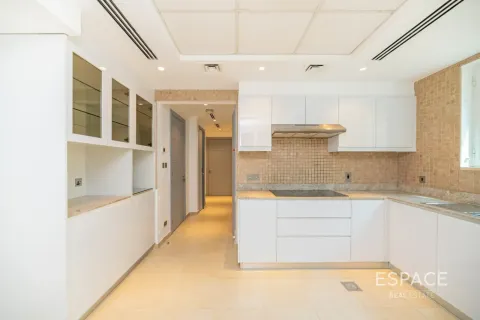 Вилла Jumeirah Park, Дубай, БАӘ-да 3 жатын бөлмелер, 285 м² № 738101 - фото 5