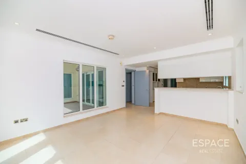 Вилла Jumeirah Park, Дубай, БАӘ-да 3 жатын бөлмелер, 285 м² № 738101 - фото 3