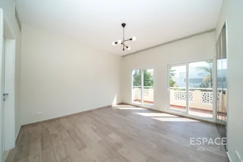 Вилла Meadows, Дубай, БАӘ-да 5 жатын бөлмелер, 353 м² № 738102 - фото 11